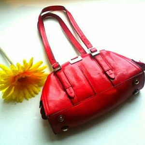 Kennett Cole Reaction cute NWOT handbag.